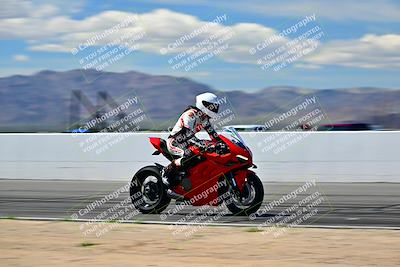 media/Mar-25-2024-Moto Forza (Mon) [[8d4319bd68]]/3-Intermediate Group/Session 4 (Front Straight Speed Pans)/